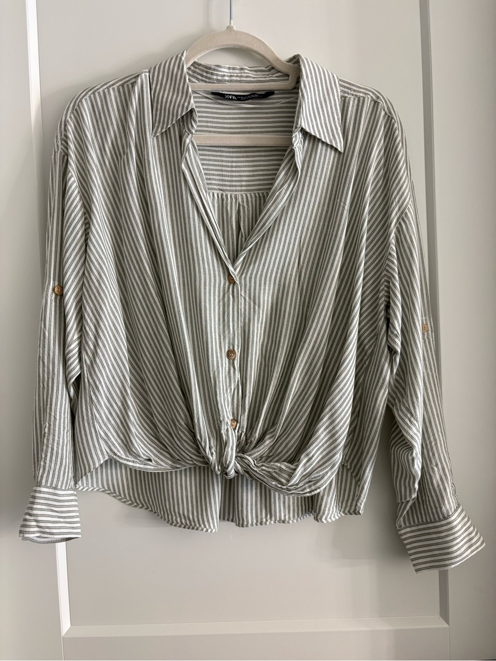 Zara Women’s Striped Tie-Front/gathered Button Shirt - Sage/White Size Medium
